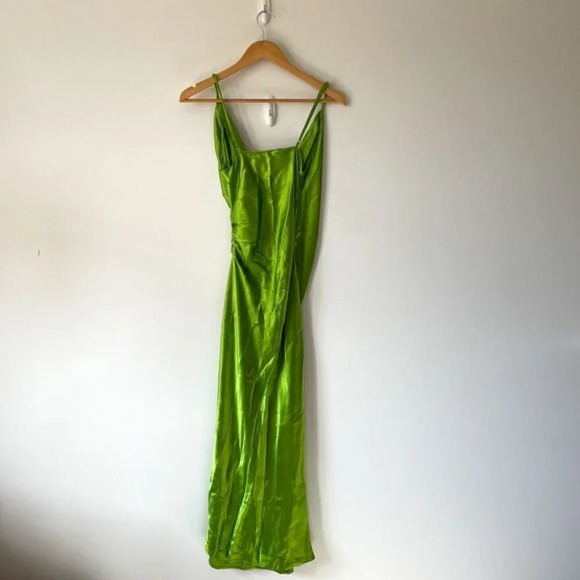 Zara Silky Satin Effect Surplus Midi Dress  Bright Green Blogger Fav Sz Small - Picture 9 of 12